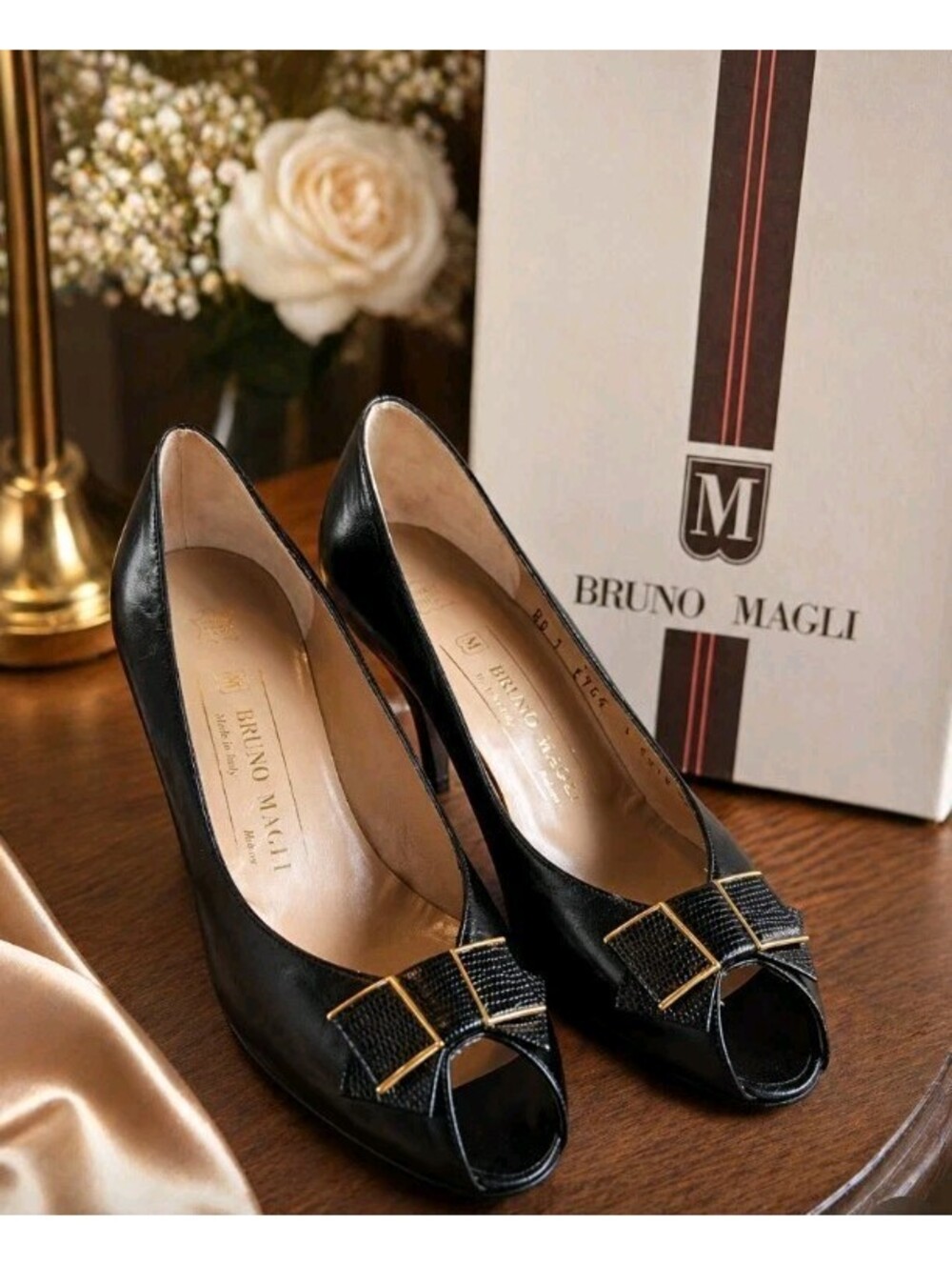 Bruno Magli Black Leather Peep Toe Pumps Bow Heels Italy Sz 7 AA Narrow